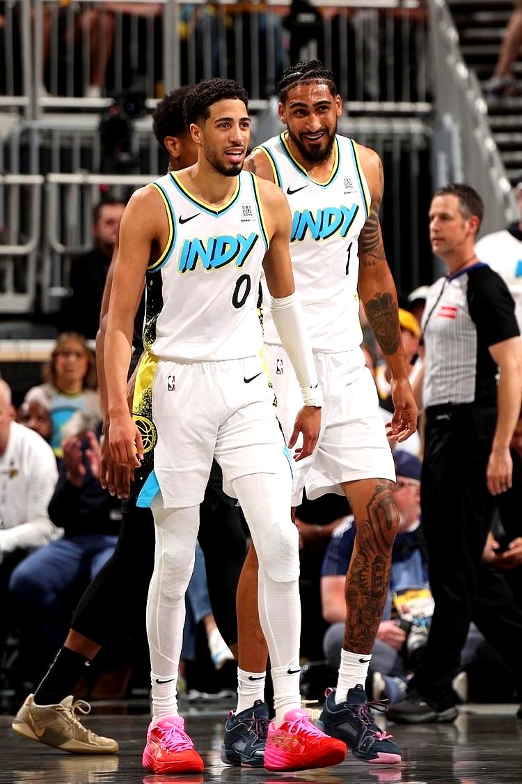 尼克斯连胜止步，兰德尔22+13不敌步行者