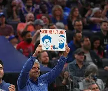 开云体育平台APP-威登76人晋级东部半决赛，今年或进总决赛